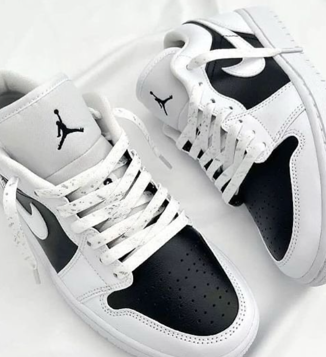 Nike Air Jordan 1 Low "Reverse Panda" - Görsel 3