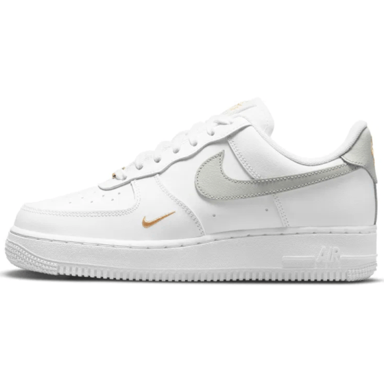 Nike Air Force 1 Essential 